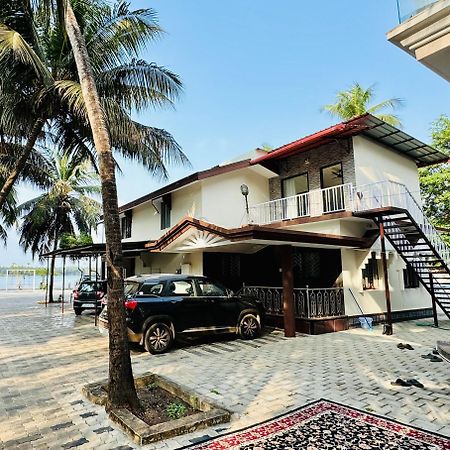 The Backwater Homestay 우두피 외부 사진